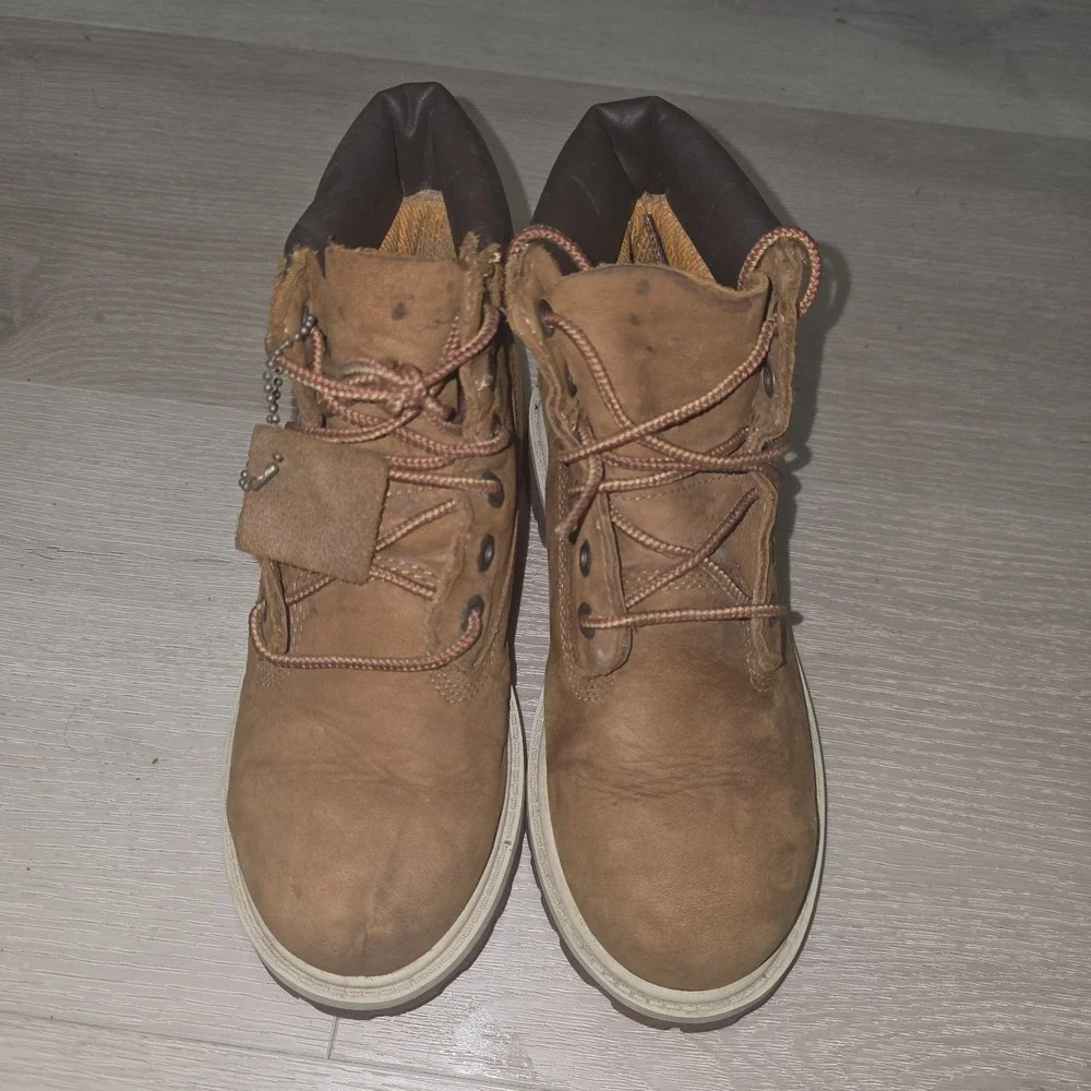 Timberland Waterproof Boots Beige Brown Youth Kid Size‎ 2Y